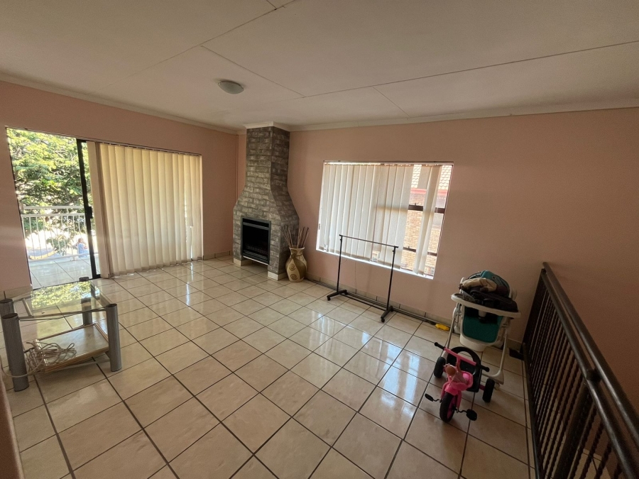 4 Bedroom Property for Sale in Bodorp North West